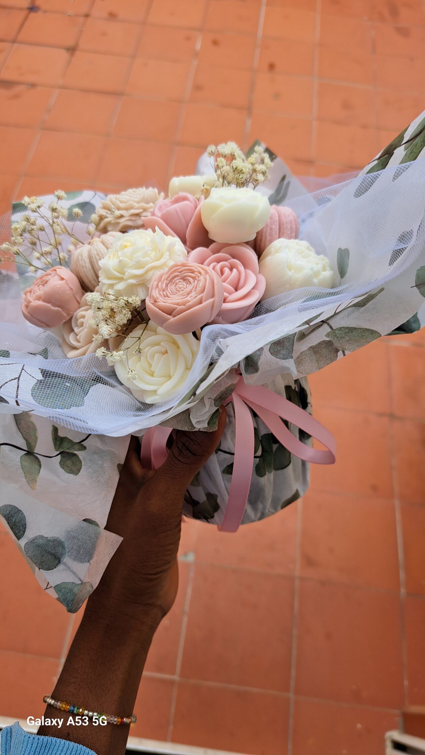 Bouquet (6) Bouquet (6)